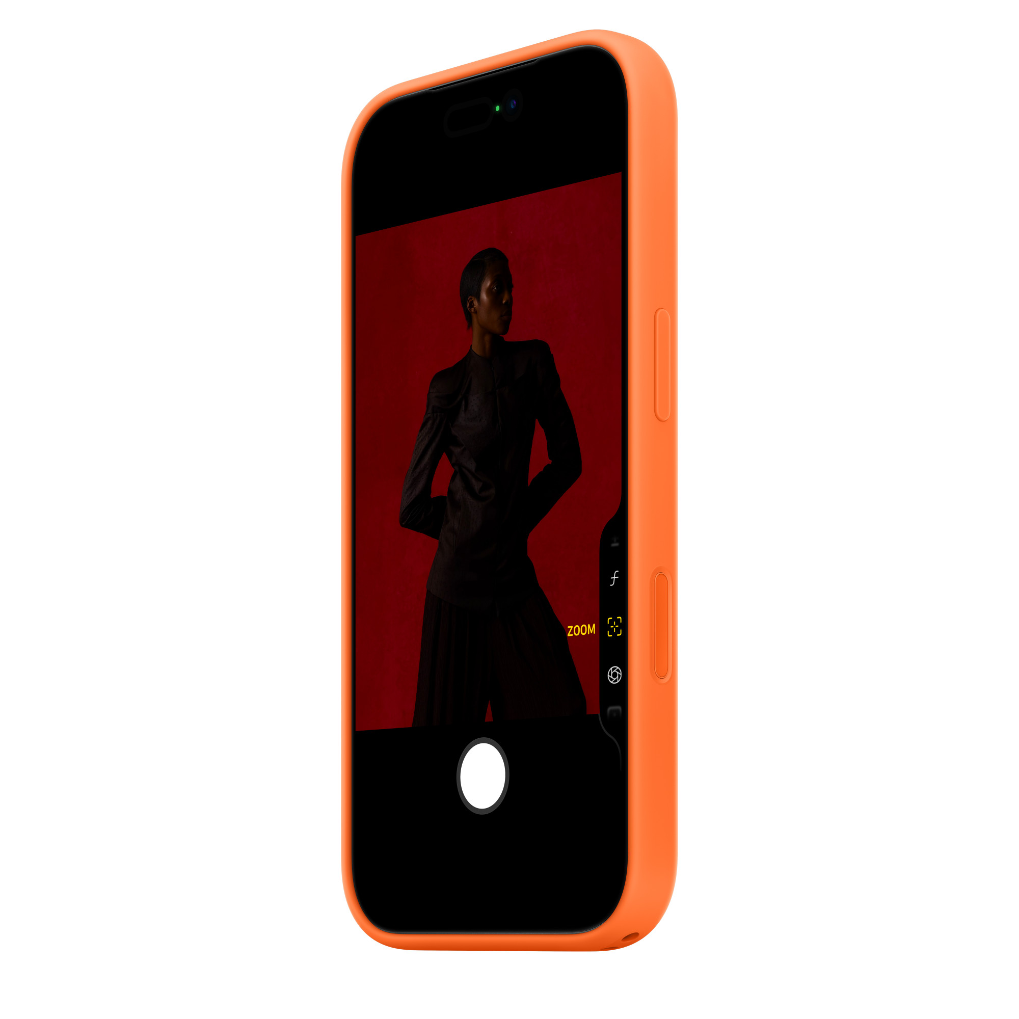 На фото изображено Чехол защитный Apple Silicone Case with MagSafe для iPhone 17 Pro, оранжевый