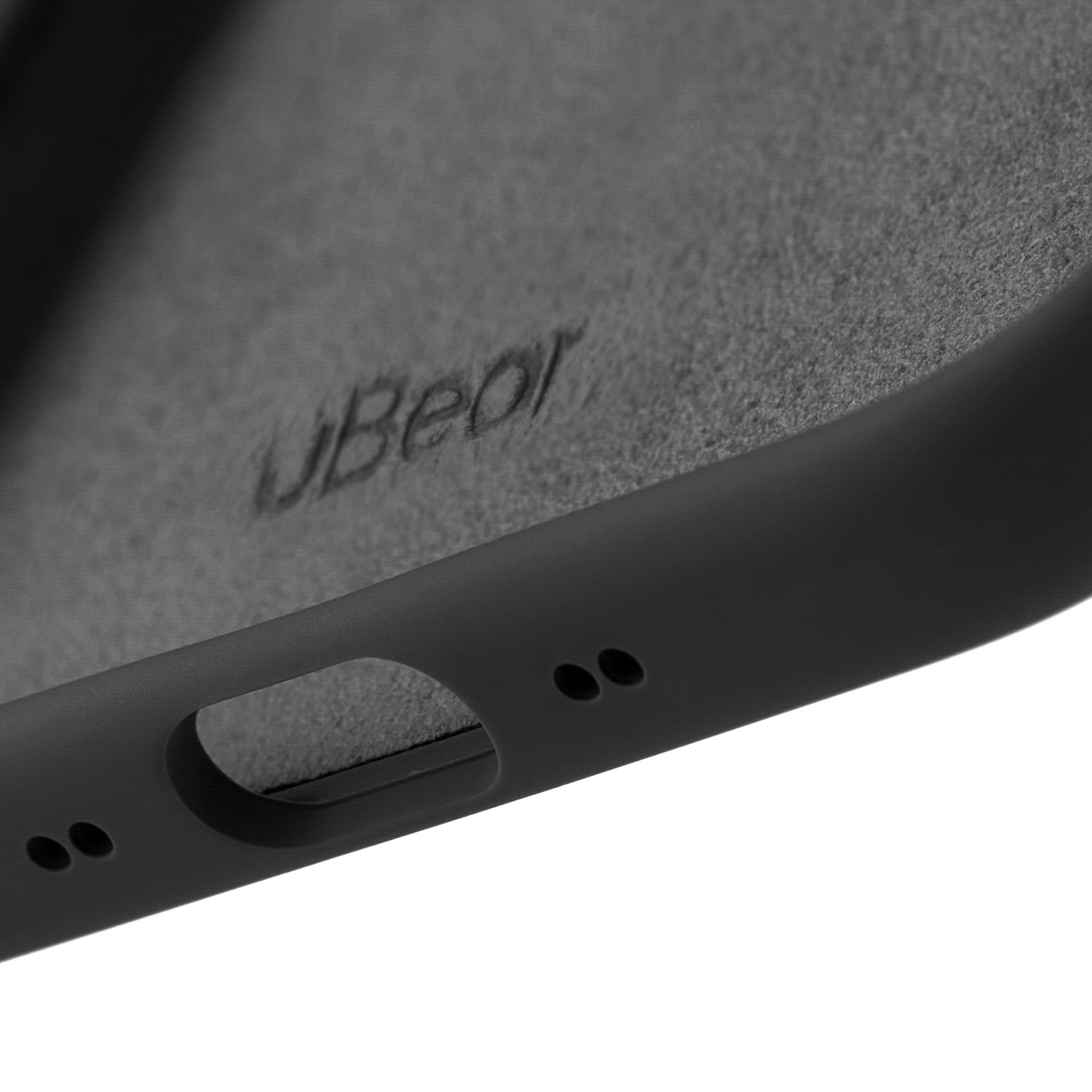 На фото изображено Чехол защитный uBear Touch Mag Case для iPhone 17 Air, MagSafe, черный